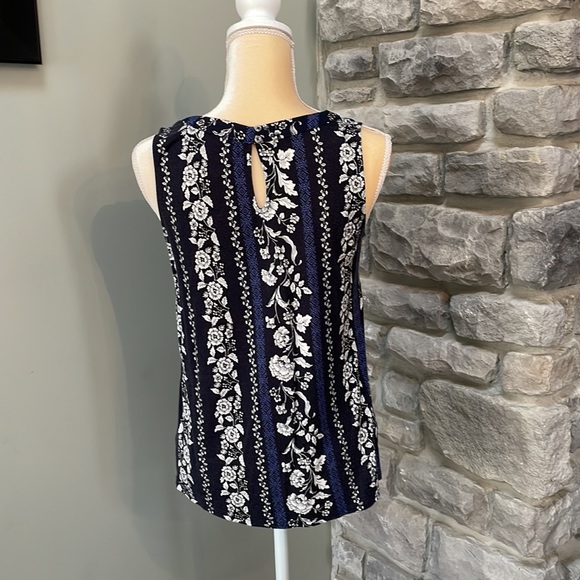 Loft sleeveless blouse - Picture 4 of 5